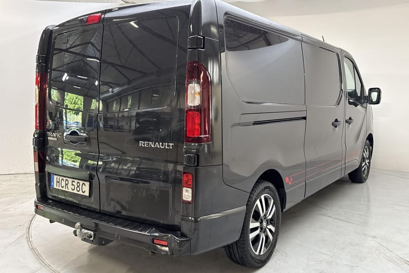 Bild 3 av Renault Trafic Skåpbil 2.0 dCi Skåp (170hk) Racing Spirit Drag