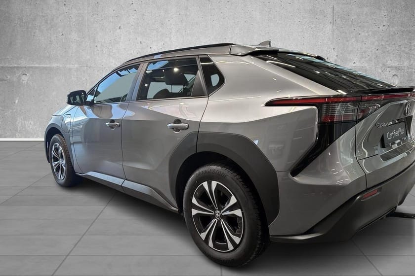 Bilde 3 av Toyota bZ4X Active, servicehistorikk
