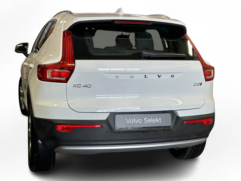 Bild 5 av 13 – Volvo XC40 D3 AWD Momentum Advanced