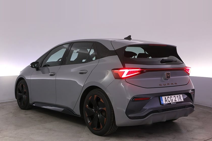Bild 4 av CUPRA Born 58 Pilot M Kamera Adap.Farth 19" Elstol Navi