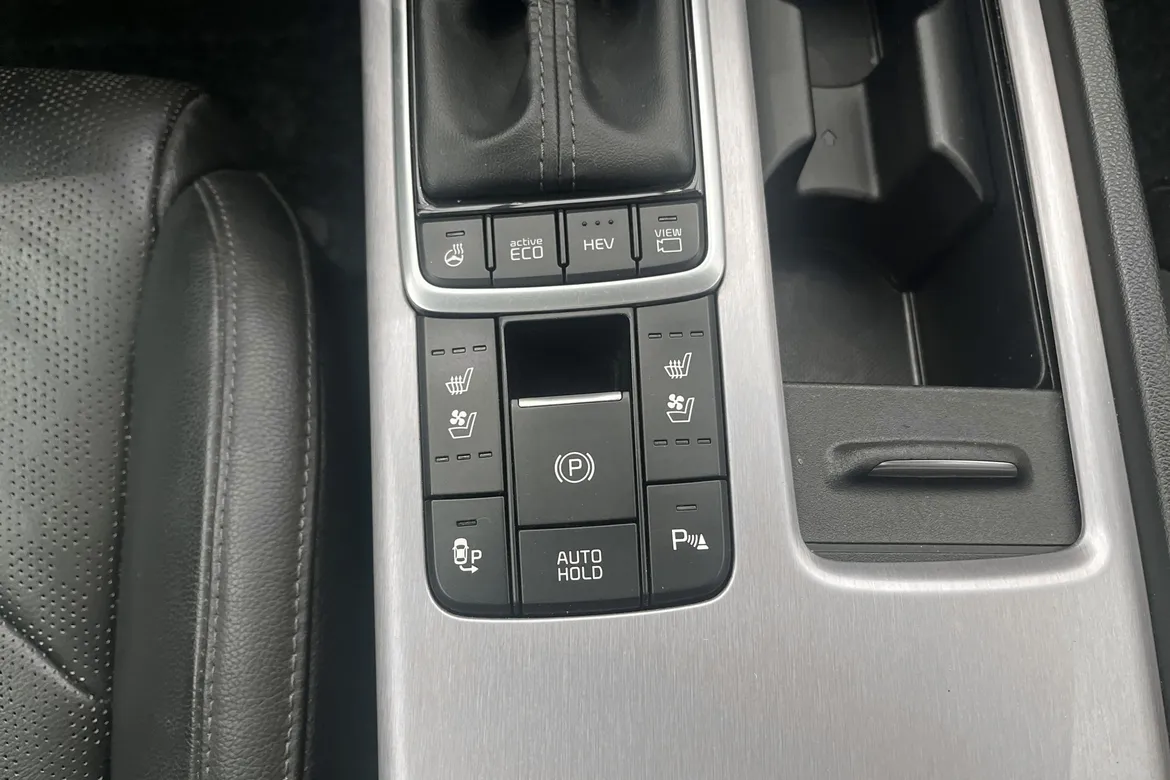picture of a car