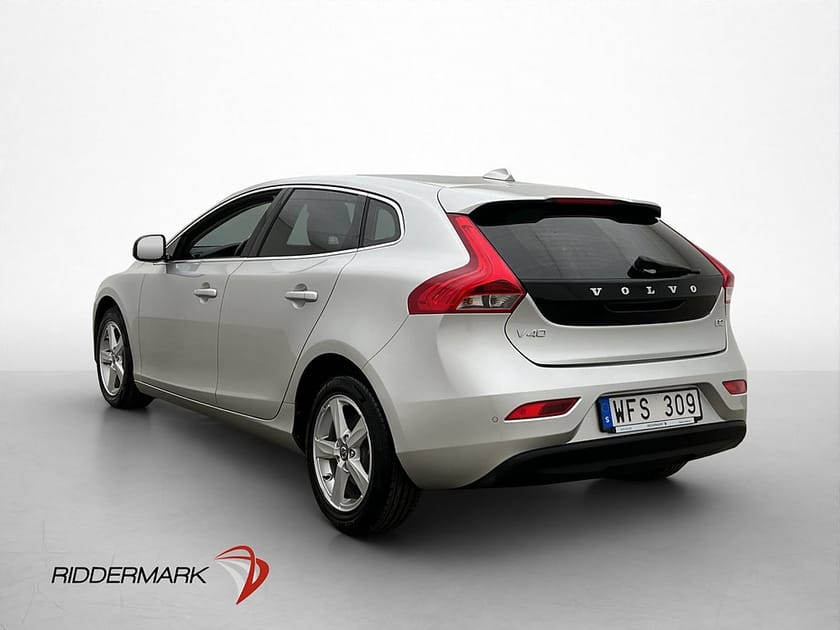 Bild 5 av Volvo V40 D2 115hk Momentum Värmare Farthållare Kamrem-Bytt