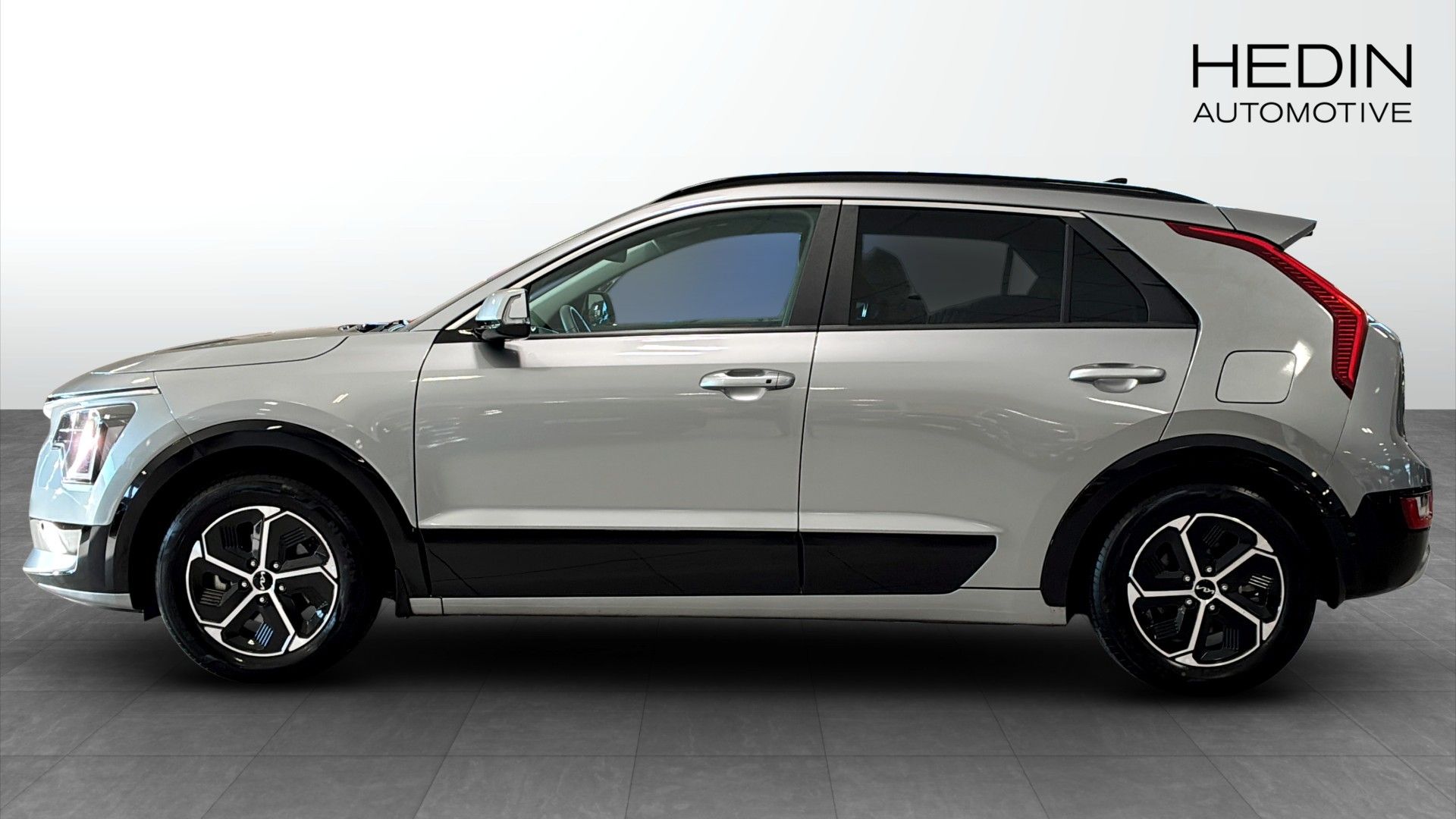 Kia Niro HYBRID ADVANCE 2024, bild 2/10