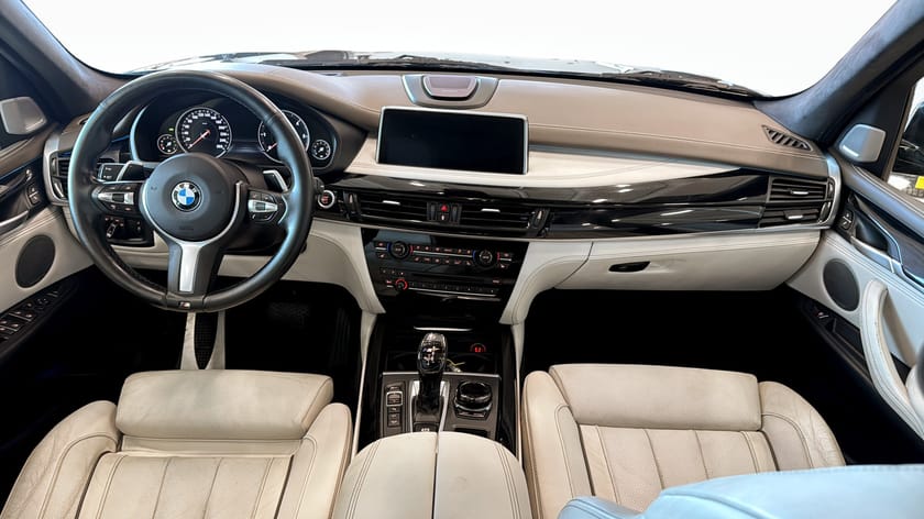 Bild 4 av BMW X5 M50d 7-Seater (381hk) LIMITED / 7-SITS / M-SPORT / B&O / PANO