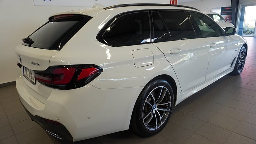 Bild 3 av BMW 530e xDrive Touring M Sport/Drag/Läder/Rattvärme/292HK