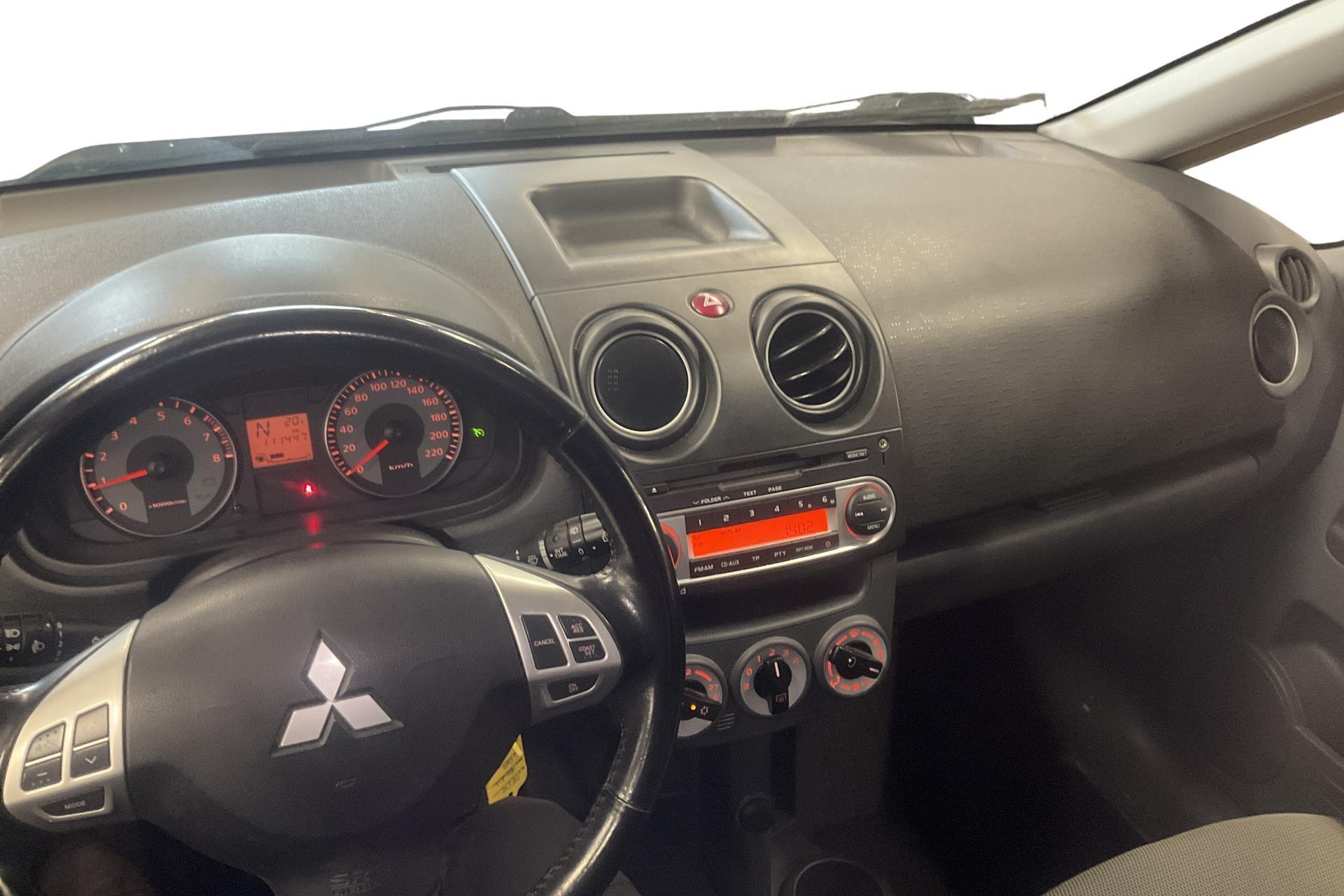 Mitsubishi Colt 1.3 MIVEC 2009, bild 7/15
