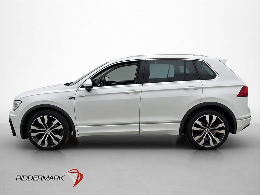 Bild 2 av Volkswagen Tiguan 2.0 TDI 4M 190hk R-Line Pano Navi Cockpit