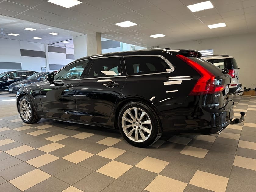 Bild 5 av Volvo V90 D4 Geartronic Momentum B-kamera Navi AppConnect drag