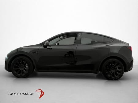 Tesla Model Y Long Range AWD 1 Brukare Drag Pano Värm Moms