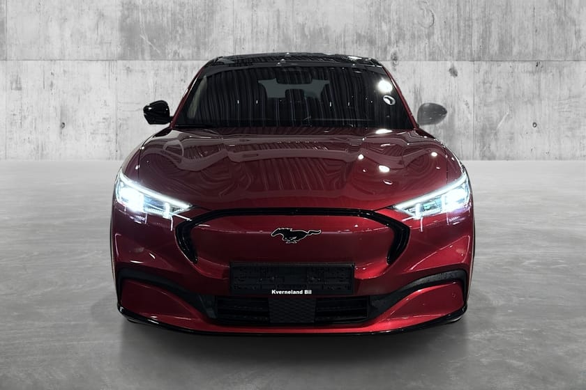 Bilde 3 av Ford Mustang Mach-E Long Range AWD Range/AWD/B&O/Pano/360/Krok/Skinn/Navi/DAB/HK
