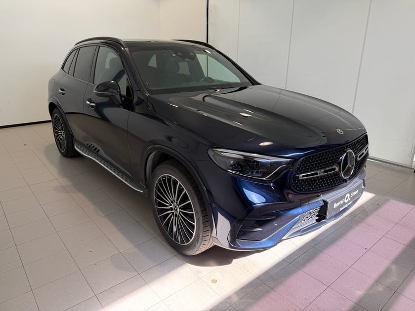 Bilde 2 av Mercedes-Benz GLC 300 d e 4MATIC :BURMESTER®/BAKAKSELSTYRING/HUD/PANORAMA