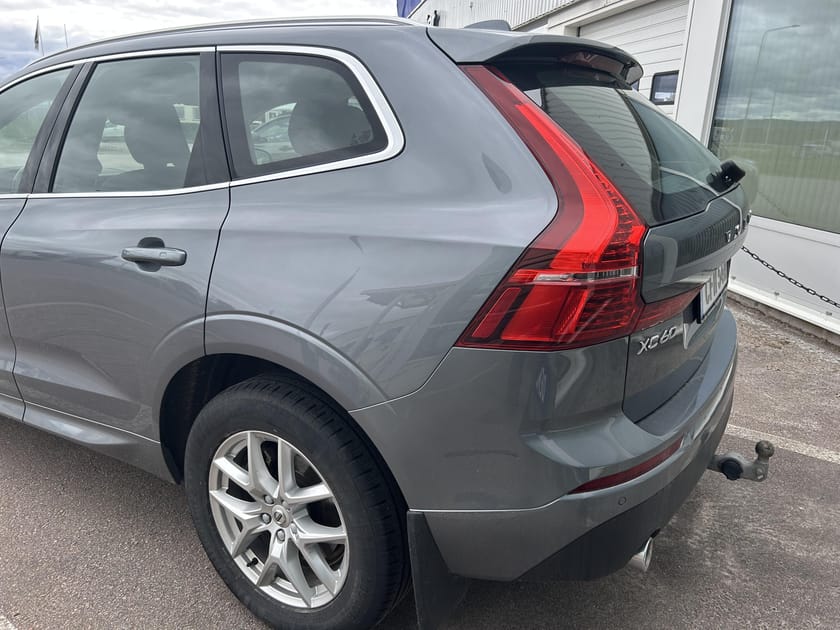Bild 3 av Volvo XC60 B4 AWD Diesel Momentum Advanced SE
