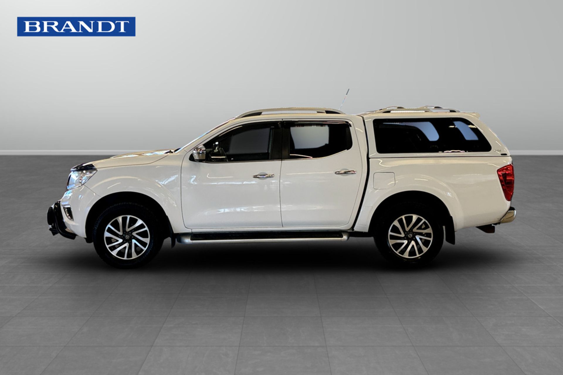 Nissan Navara Dubbelhytt 2.3 dCi 4WD 2017, bild 3/6