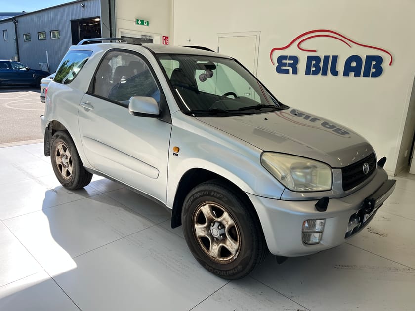 Bild 1 av Toyota RAV4 Gör det själv, motorlampa lyser, går lite orent, besiktigad t o m 261031