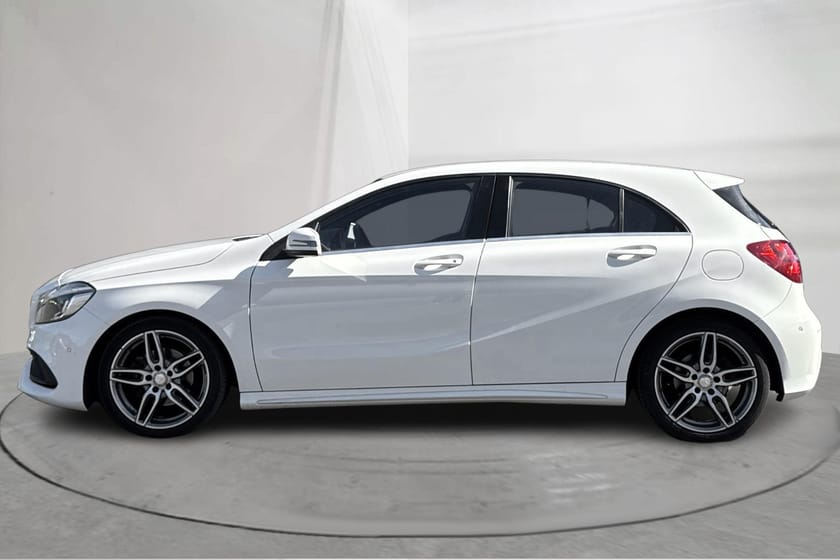 Bild 2 av Mercedes-Benz A 180 5dr W176 (122hk) AMG Line Backkamera