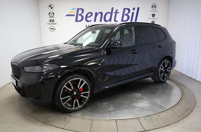 Bild 4 av BMW X5 xDrive30d M Sport Alla Utrustningspaket / Luftfjädring