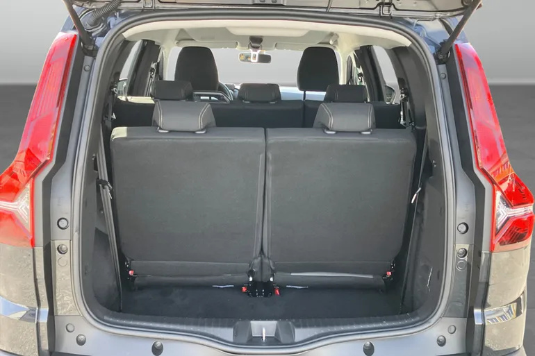 Dacia Jogger 7-sätes HYBRID 140