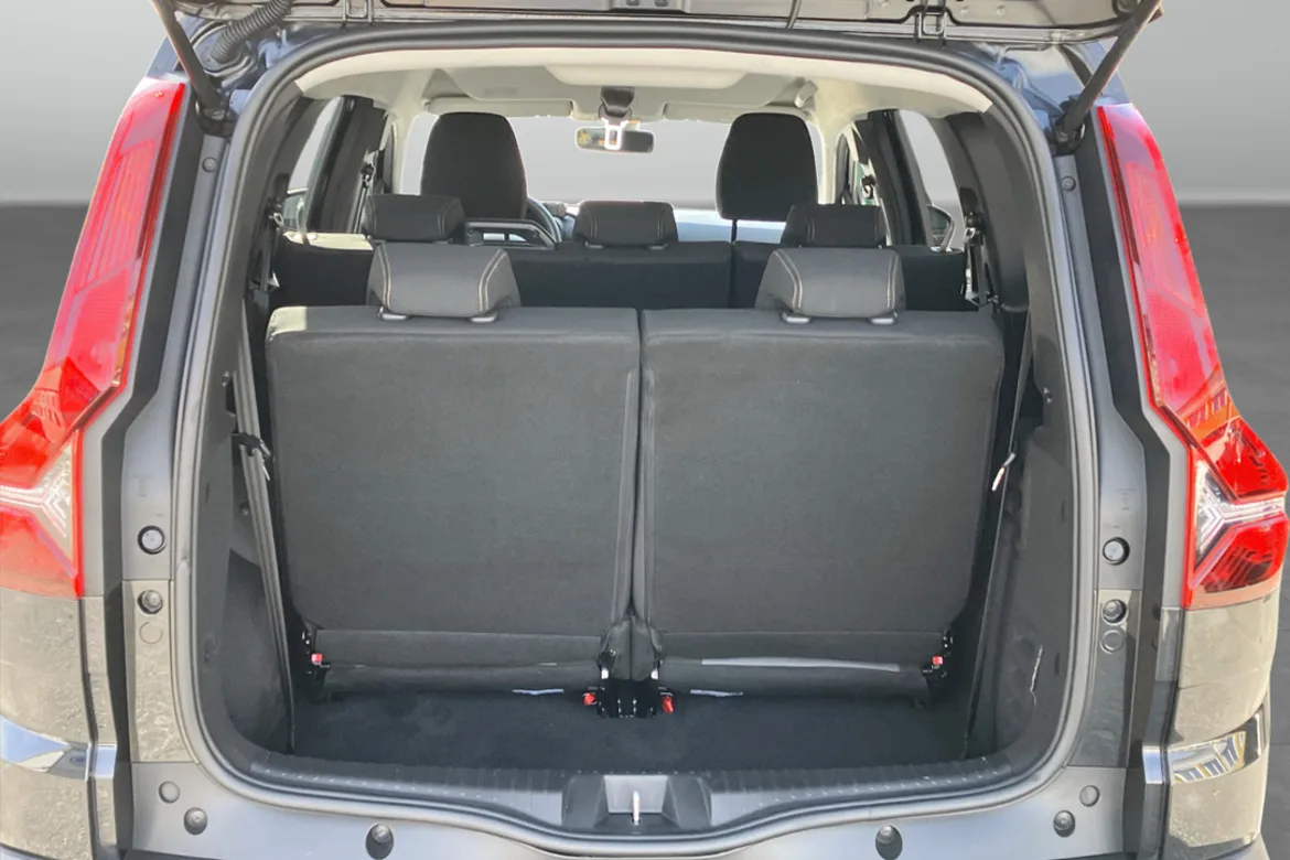 Dacia Jogger 7-sätes HYBRID 140