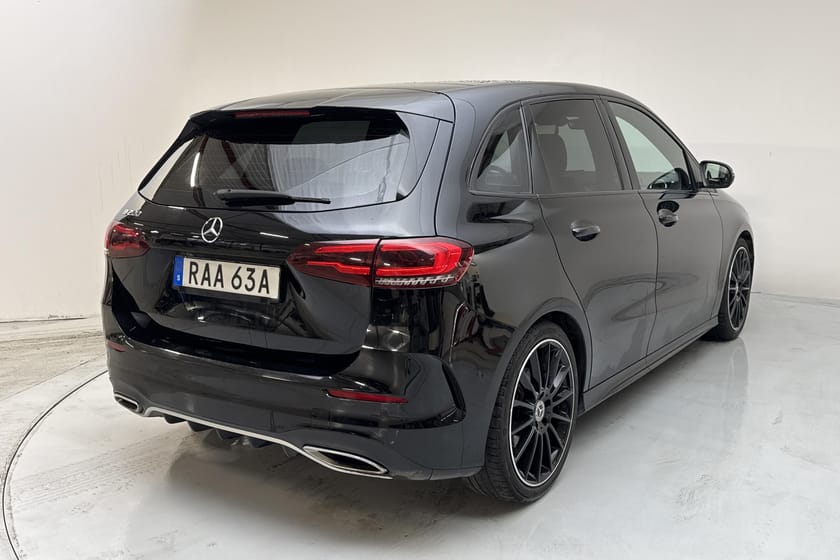 Bild 3 av Mercedes-Benz B 200 W247 (163hk) AMG Line GPS Backkamera