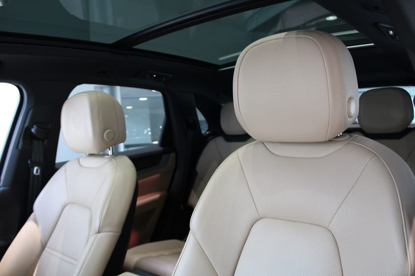 Bild 4 av Porsche Cayenne E-Hybrid Moms