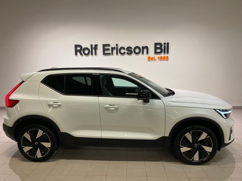 Bild 3 av Volvo EX40 Single Motor Extended Range R Core SE