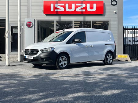Mercedes-Benz Citan 110 CDI LÅNGA | DUBBLA SKJUT | DRAG | LED | AUTOMAT