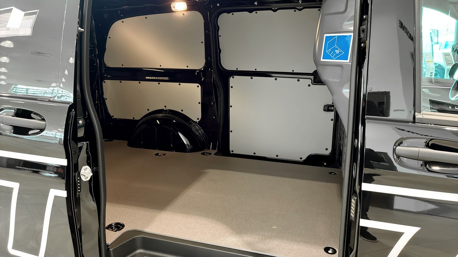 Mercedes-Benz Vito 2027, bild 5/10
