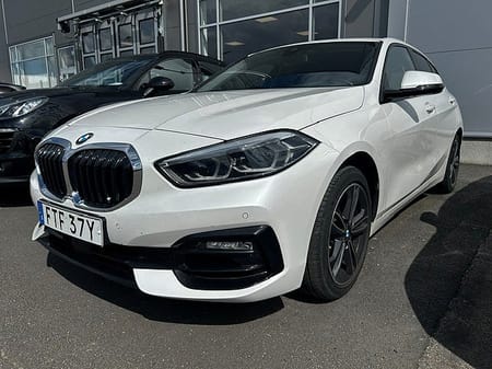BMW 118i 5dr 140hk Model Sport | Automat | Rattvärme |