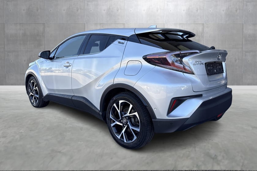Bilde 2 av Toyota C-HR Hybrid Lounge Tech I Komplett service I Meget velholdt