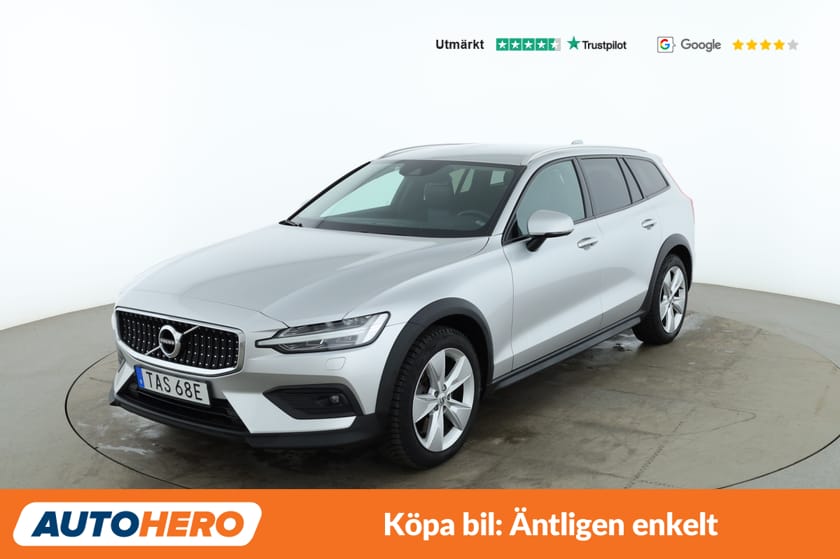 Bild 1 av Volvo V60 Cross Country Momentum AWD / VOC, BLIS, Dragkrok, Värmare
