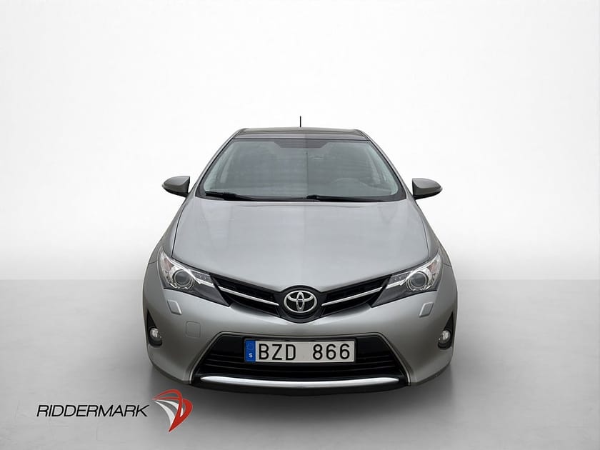 Bild 2 av Toyota Auris 1.6 132hk Style Panorama Kamera Farthållare