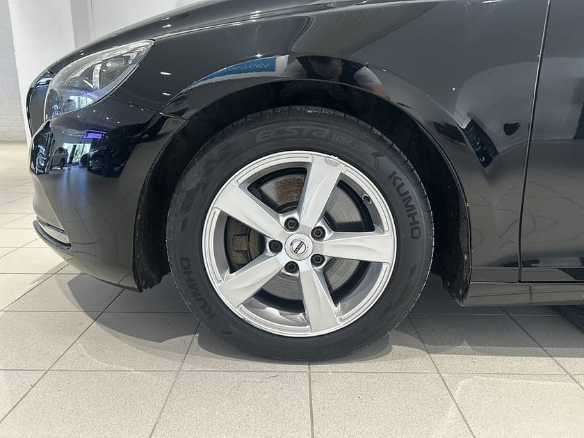 Bild 4 av Volvo V40 D3 150hk Drag|Kamrem bytt|Sensorer