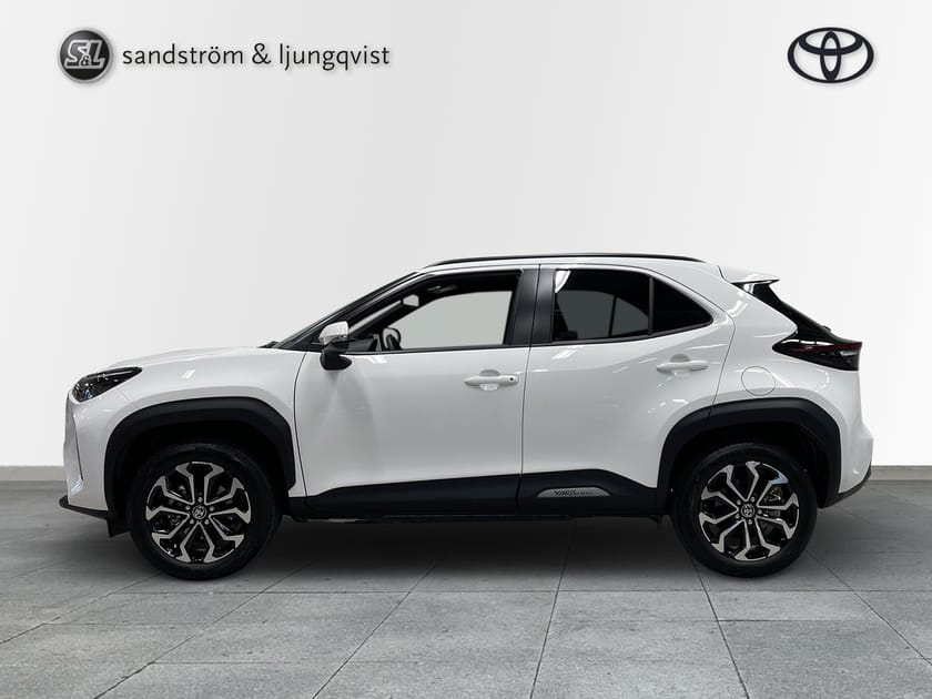 Bild 3 av Toyota Yaris Cross Hybrid 115 AWD-i 1,5 115AWD-i ACTIVE PLUS SÄKERHETSP