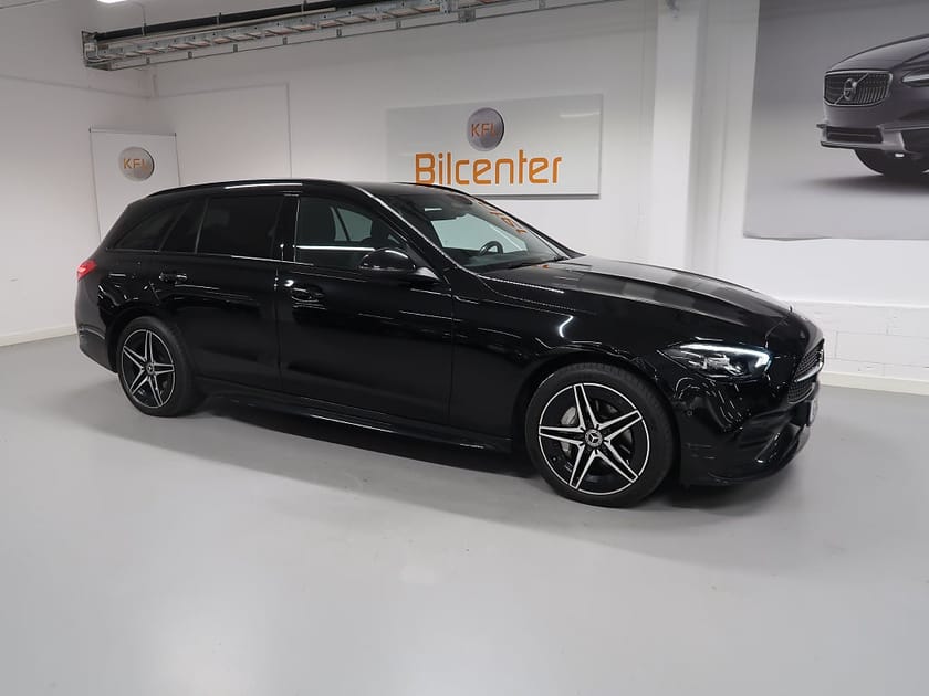 Bild 4 av Mercedes-Benz C 300 T e AMG *Long Range* V-Däck ingår Cockpit-Drag-Kame