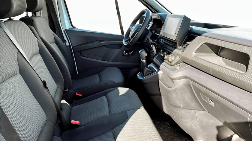 Bild 3 av Renault Trafic Passenger L2