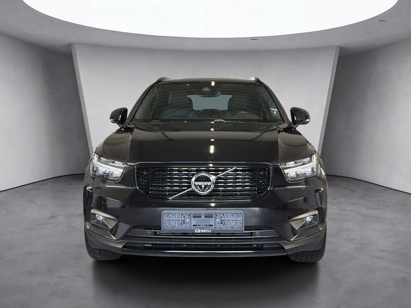 Bilde 3 av Volvo XC40 R-design AWD / Panorama / 360