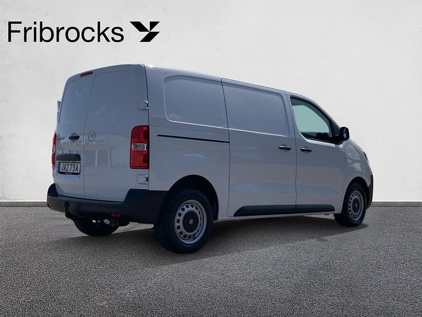 Bild 5 av Opel Vivaro Skåpbil L2 145 AT8/Drag/Värm/Kamera/Moms/Demo