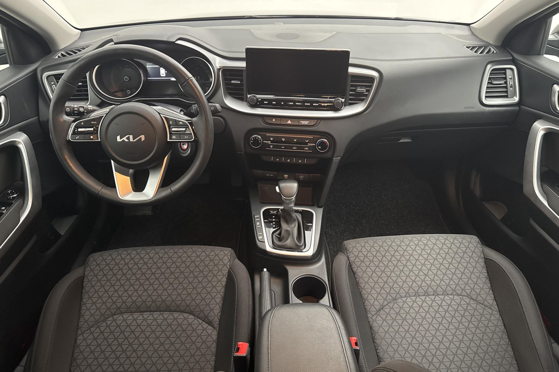 Kia Ceed Sportswagon 1.5 T-GDI 2025, bild 7/10