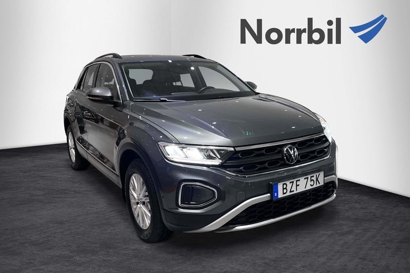 Bild 1 av Volkswagen T-Roc 1,5 TSI 150 DSG Backkamera lågmilare