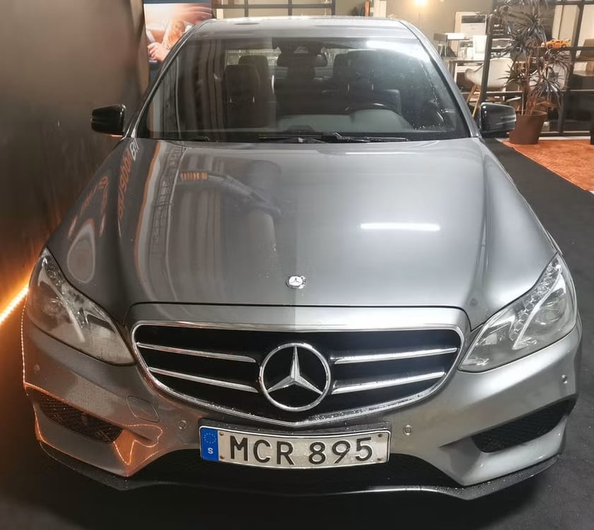 Bild 2 av Mercedes-Benz E 220 BlueTEC 4MATIC