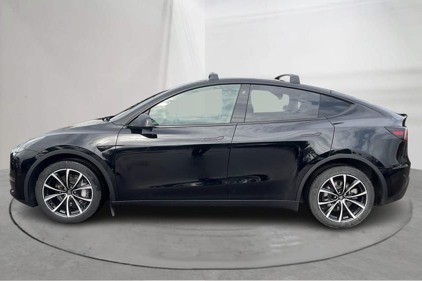 Bild 2 av Tesla Model Y Long Range AWD Dual Motor Vinterhjul Lastbågar