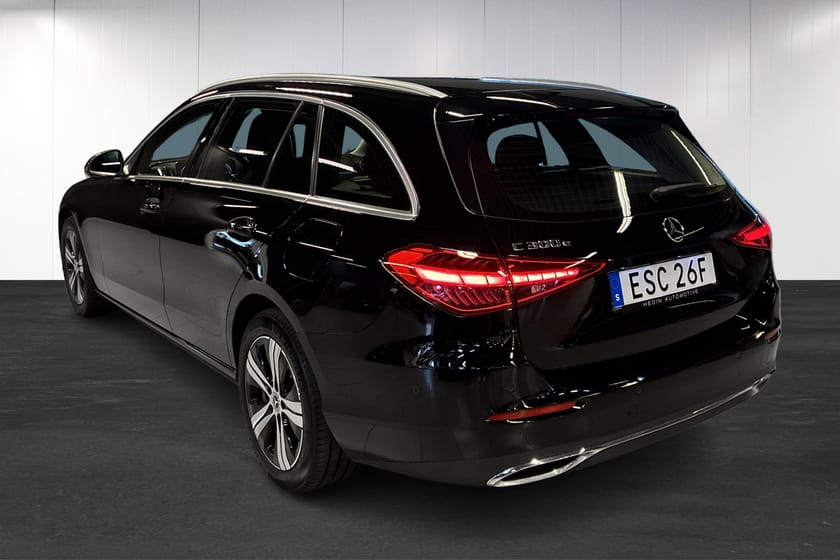 Bild 4 av Mercedes-Benz C 300 T e 9G-Tronic | Avantgarde Line | Navi | Drag | Smartphone | Backkamera