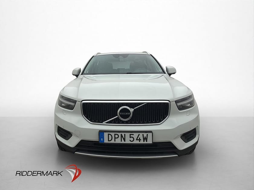 Bild 2 av Volvo XC40 T2 Momentum VOC Värmare Kamera Rattvärme CarPlay