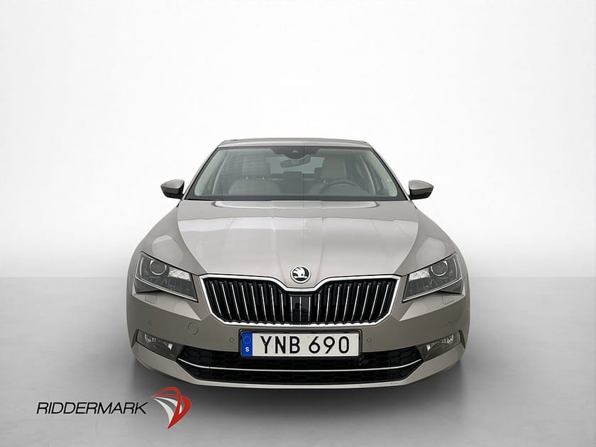 Bild 2 av Škoda Superb Skoda 2.0 TDI 4x4 L&K D-Värm Drag Skinn Canton Navi