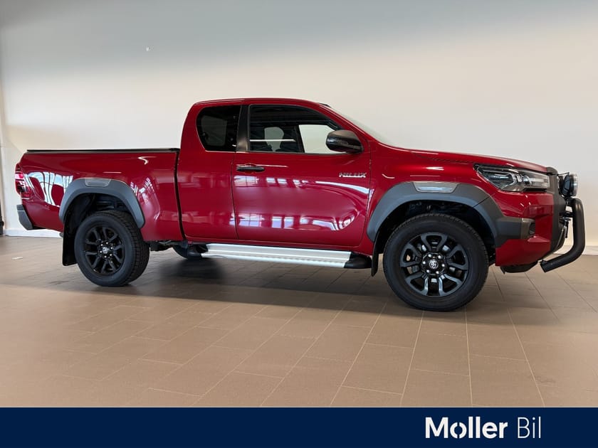 Bilde 1 av Toyota Hilux Extra Cab 2,8 204hk X-Cab 4WD SR aut