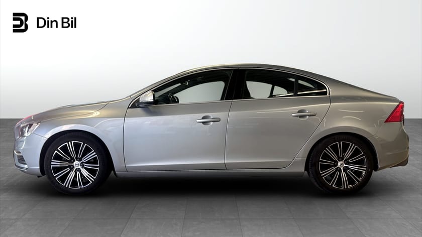 Bild 2 av Volvo S60 D5 R-design 225 HK
