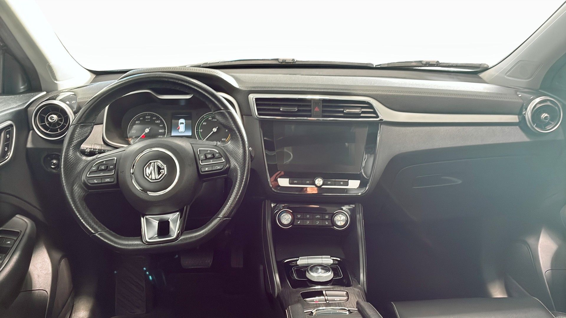 MG ZS Luxury 143hk 2021, bild 4/9