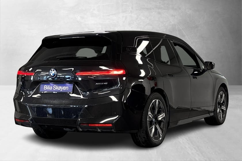 Bilde 4 av BMW iX xDrive40