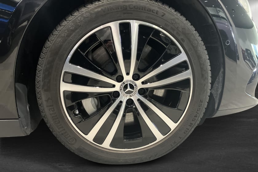 Bild 5 av Mercedes-Benz EQE 300 Premium Panorama Burmester Navi 360-Kamera