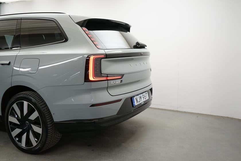 Bild 3 av Volvo EX90 Twin Motor 6-Seater Ultra 6-sätes, Panoramaglastak ej öppnb, Dragkrok, Navigation